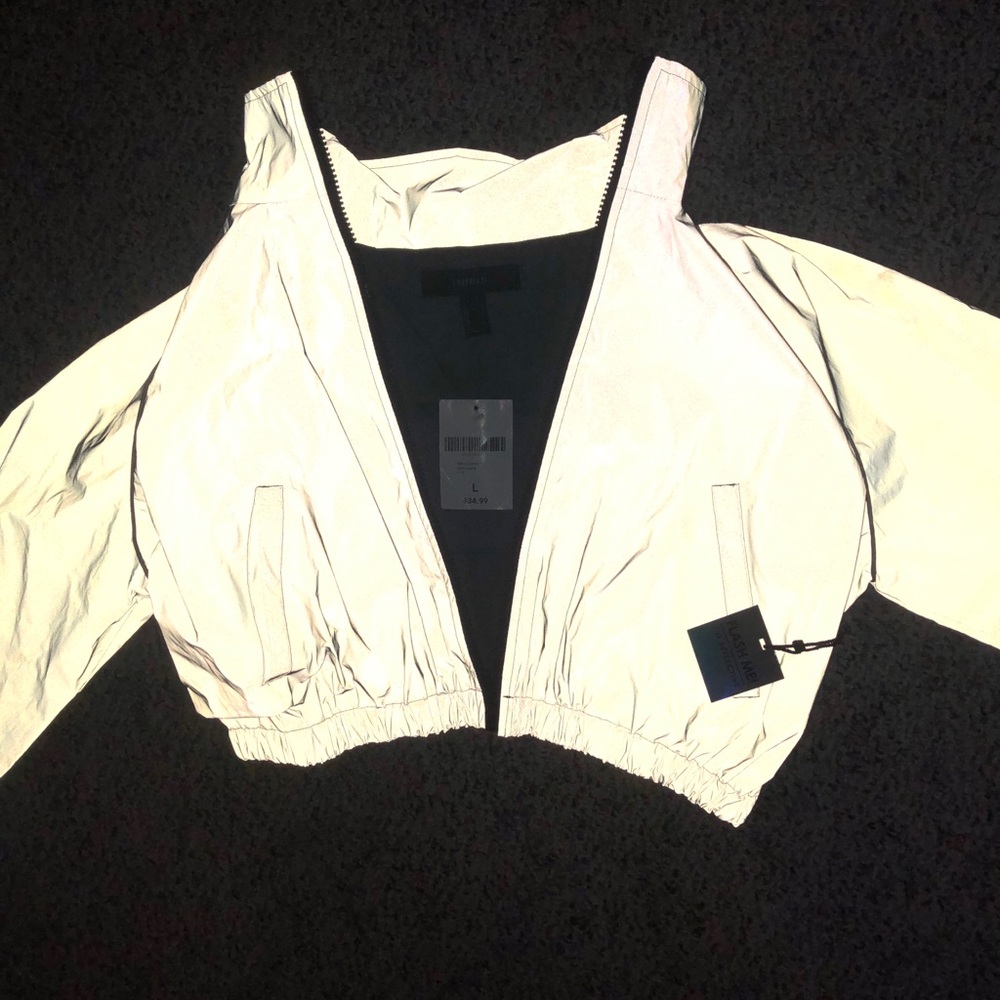Reflective cropped jacket